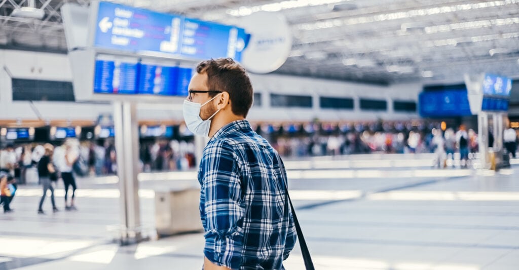 Călătorii în siguranță: reguli de protecție și dezinfectare la bordul avionului