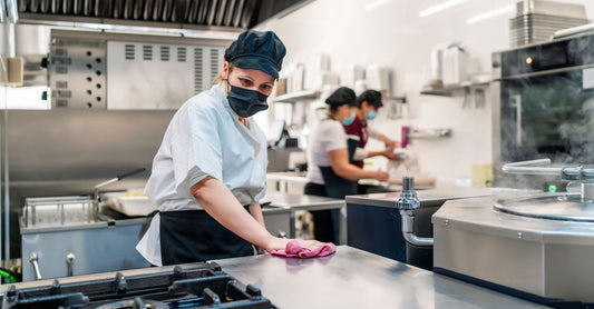 Ghidul complet pentru curatenia in bucatariile profesionale si industria alimentara